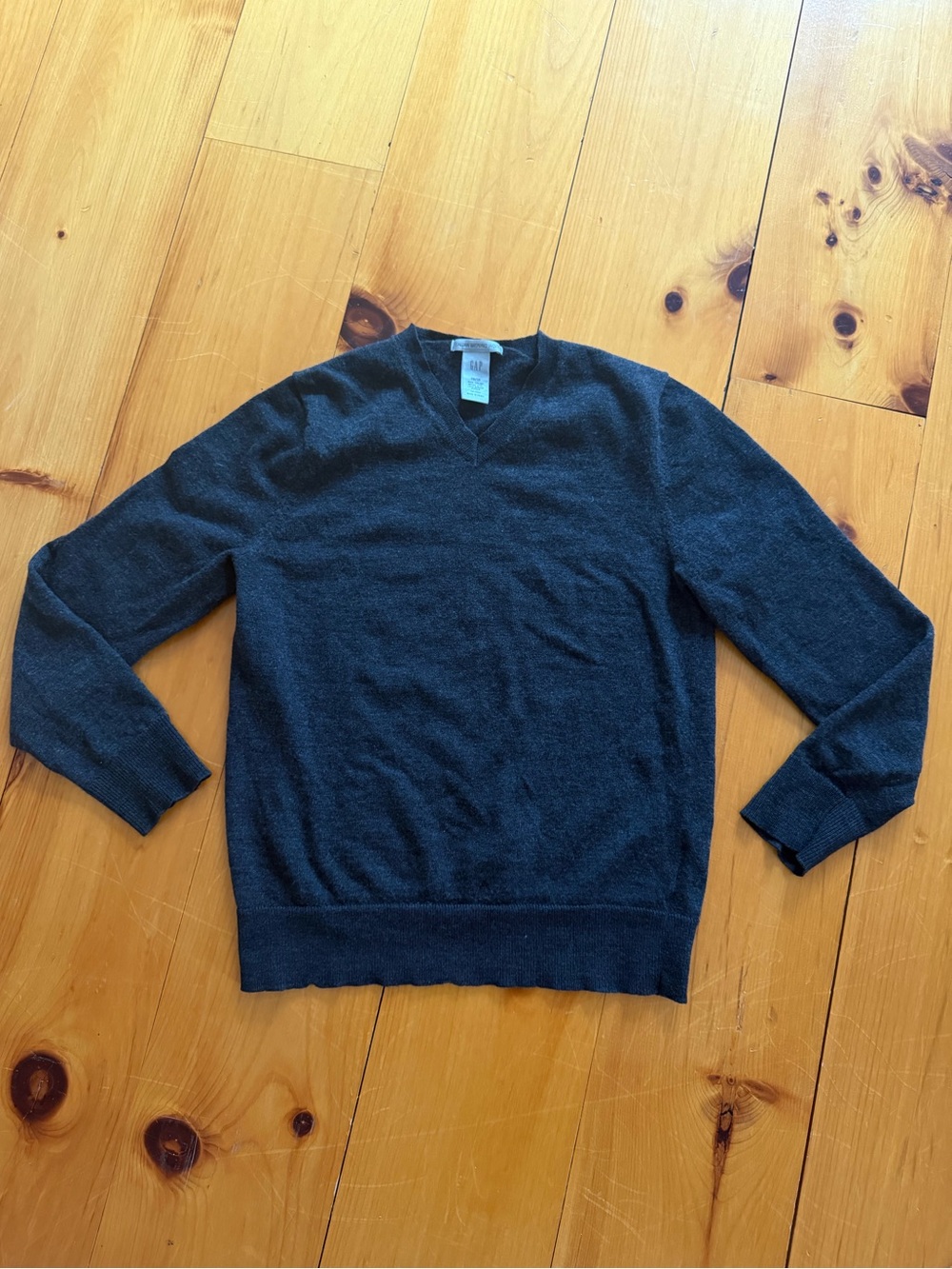 GAP V-Neck Merino Wool Sweater